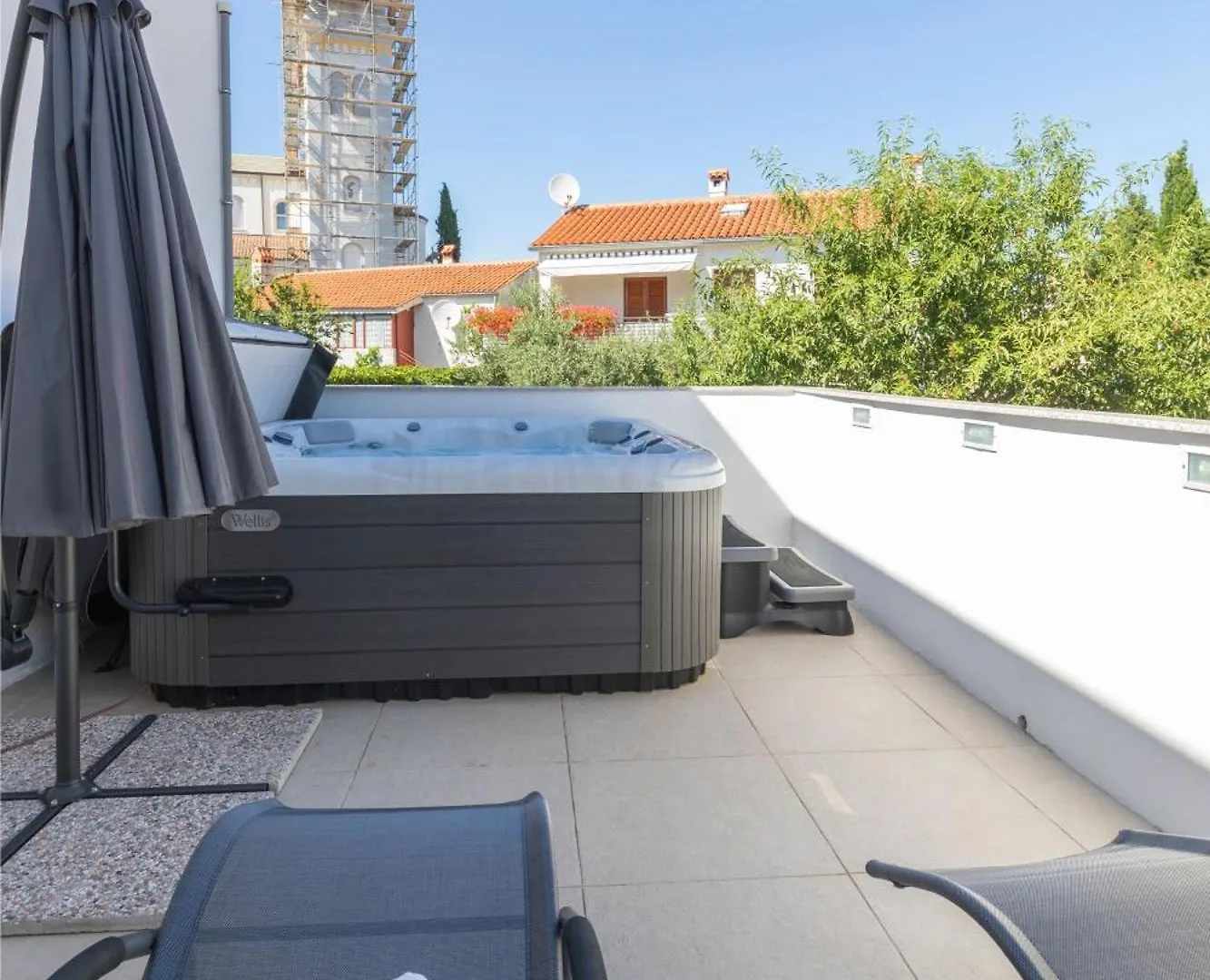 Holiday House Domen Medulin 0*,