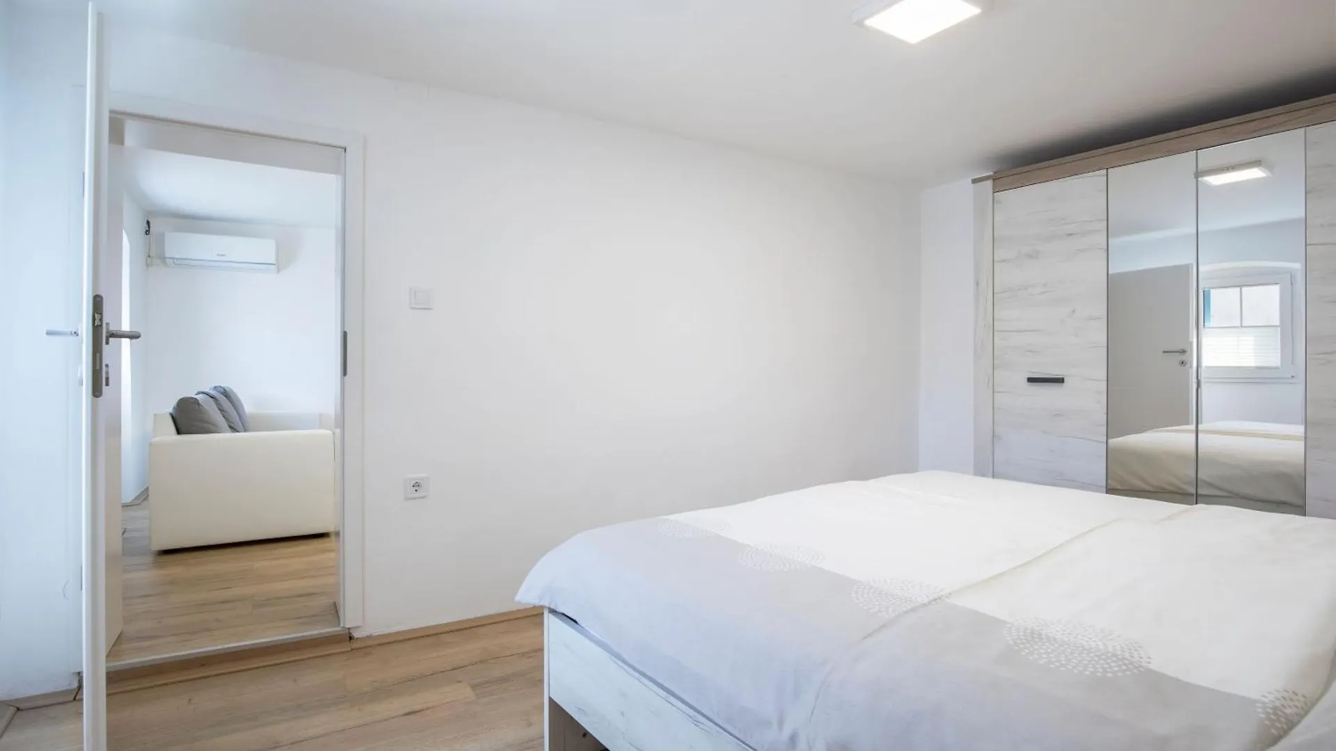 Appartamento Holiday House Domen Medolino Croazia